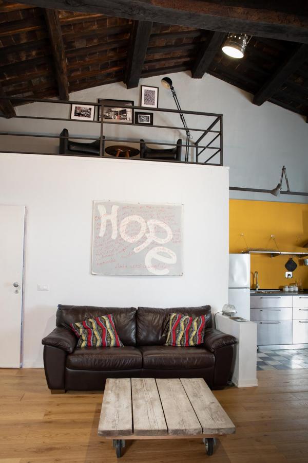 דירות בראצ'יאנו Loft Nel Borgo מראה חיצוני תמונה