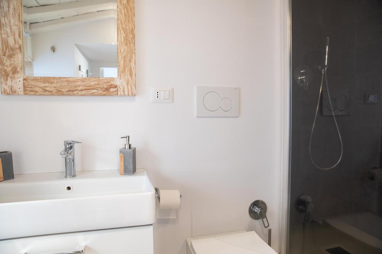 דירות בראצ'יאנו Loft Nel Borgo מראה חיצוני תמונה